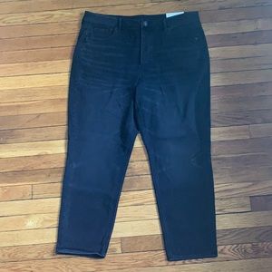 NWT AE Hi-Rise Tomgirl Jeans